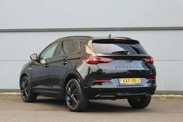 Opel Grandland (2023) thumbnail 3