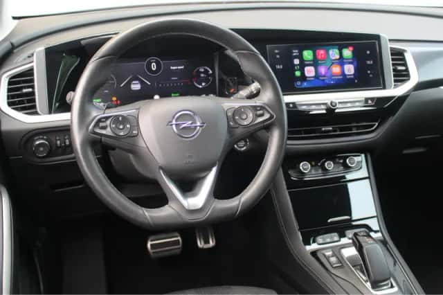 Opel Grandland (2023) thumbnail 4