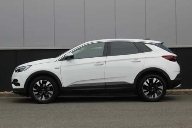 Opel Grandland X (2021) thumbnail 2