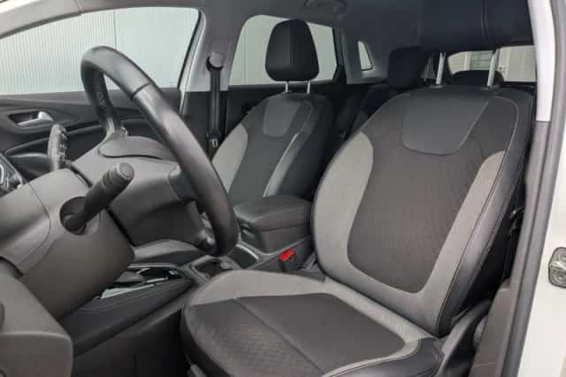 Opel Grandland X (2021) thumbnail 16