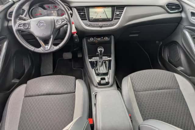Opel Grandland X (2021) thumbnail 18