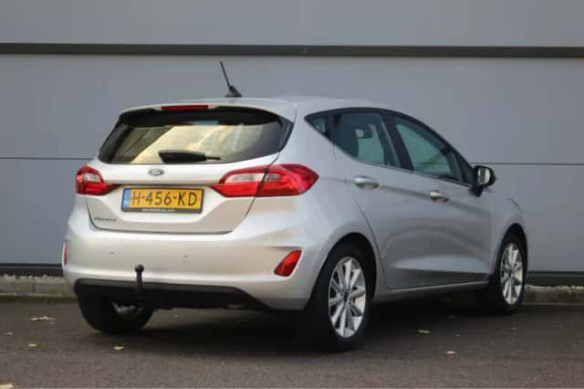 Ford Fiesta (2020) thumbnail 2