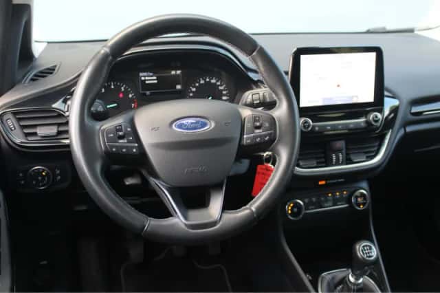 Ford Fiesta (2020) thumbnail 3