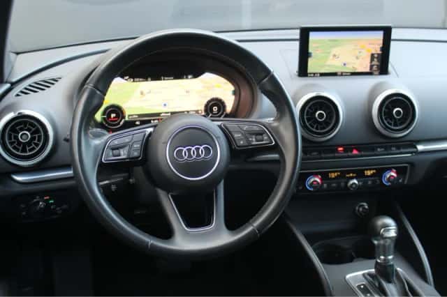 Audi A3 (2017) thumbnail 3