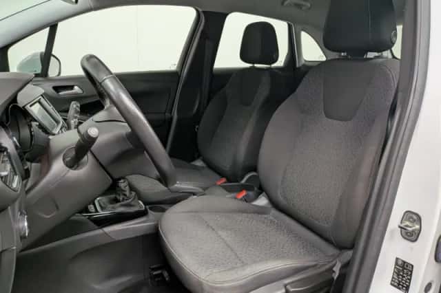 Opel Crossland (2021) thumbnail 5
