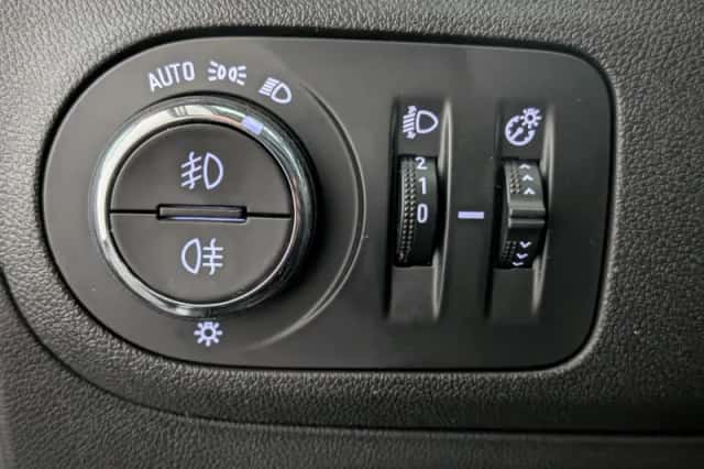 Opel Crossland (2021) thumbnail 6