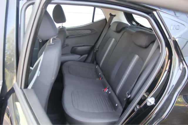 Hyundai i10 (2023) thumbnail 5