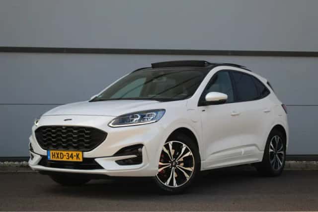 Ford Kuga (2020) thumbnail 1