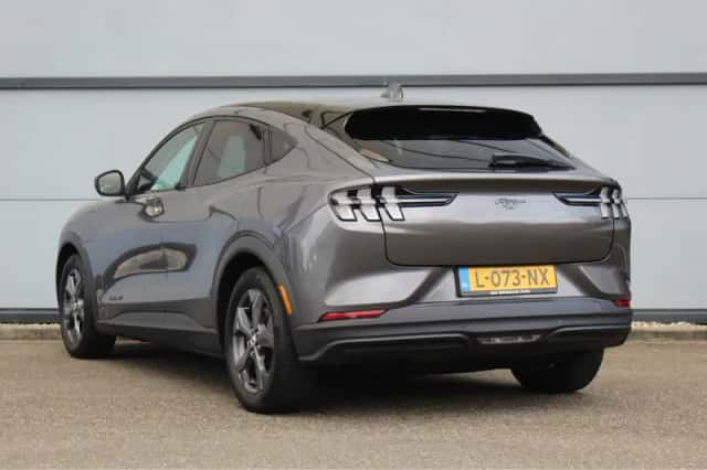 Ford Mustang Mach-E (2021) thumbnail 6