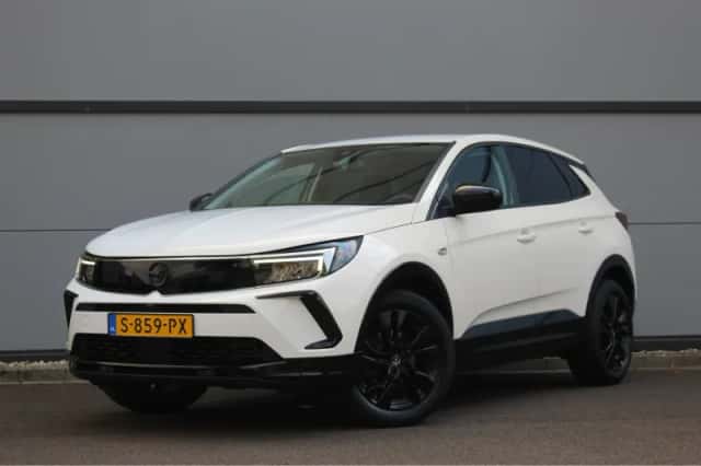 Opel Grandland (2023) thumbnail 1