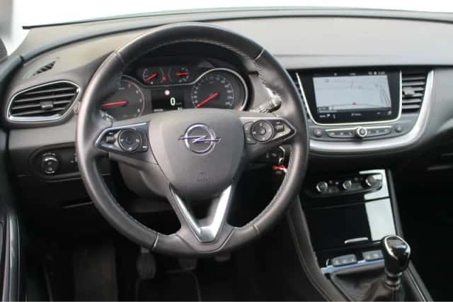 Opel Grandland (2021) thumbnail 3