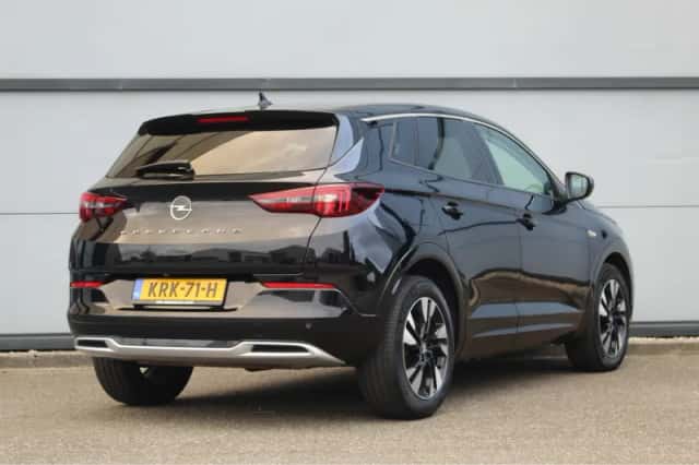 Opel Grandland (2022) thumbnail 2