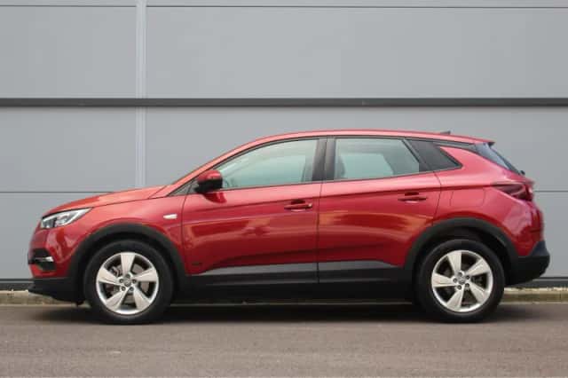 Opel Grandland X (2022) thumbnail 2