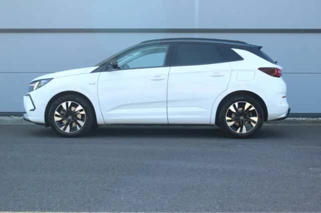 Opel Grandland (2022) thumbnail 5