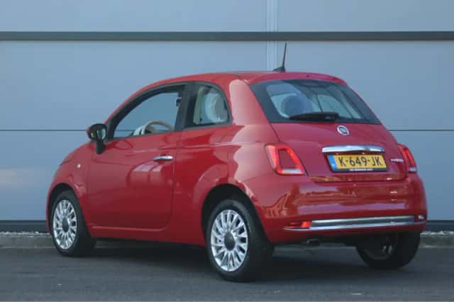 Fiat 500 (2021) thumbnail 2