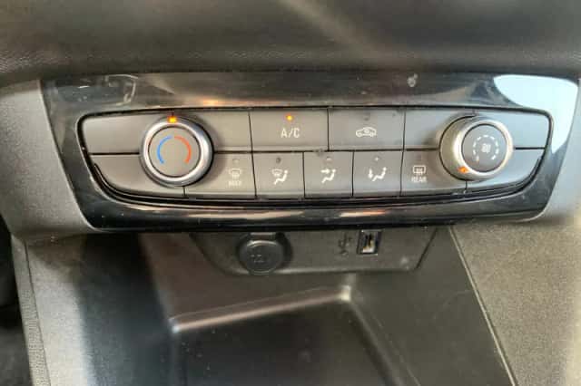 Opel Corsa (2022) thumbnail 21