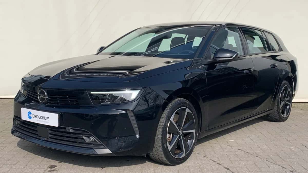 Opel Astra Sports Tourer (2023) — foto 1