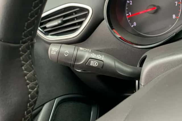Opel Crossland (2022) thumbnail 11