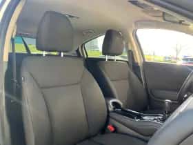 Honda HR-V (2016) thumbnail 29
