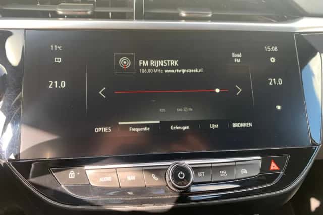 Opel Corsa (2022) thumbnail 18