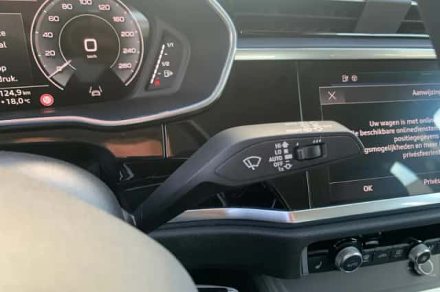 Audi Q3 (2022) thumbnail 14