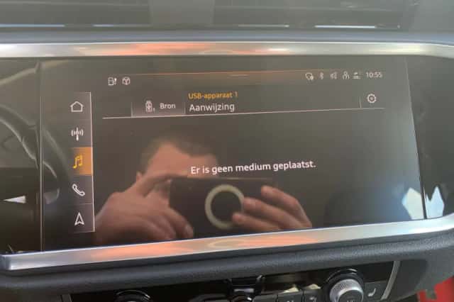 Audi Q3 (2022) thumbnail 18