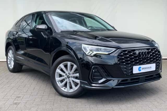 Audi Q3 (2022) thumbnail 3