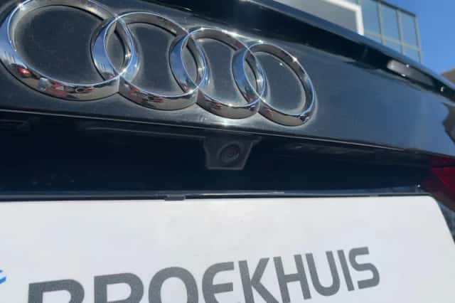 Audi Q3 (2022) thumbnail 38