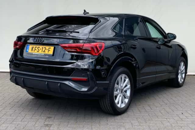 Audi Q3 (2022) thumbnail 6