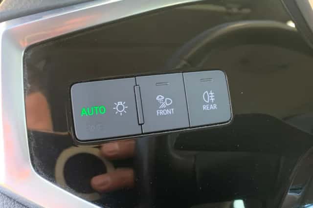 Audi Q3 (2022) thumbnail 9