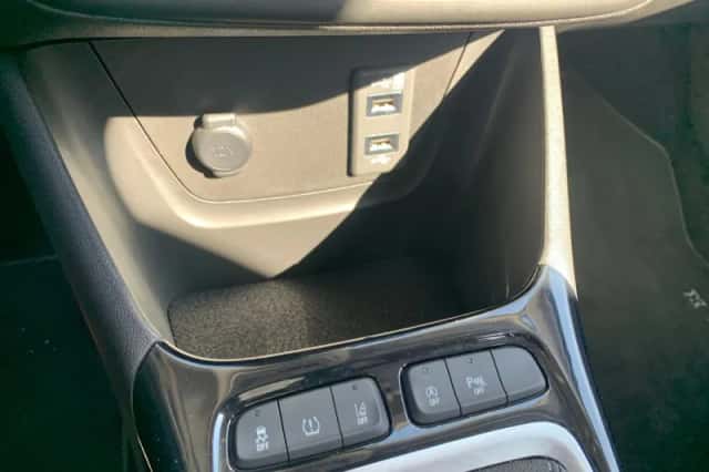 Opel Crossland (2021) thumbnail 24