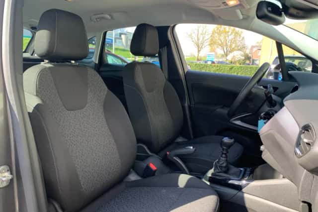 Opel Crossland (2021) thumbnail 30