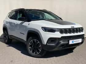Jeep Compass (2024) thumbnail 3