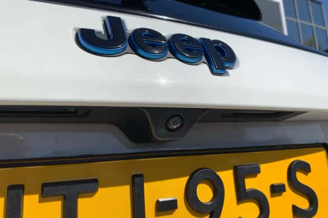 Jeep Compass (2024) thumbnail 42