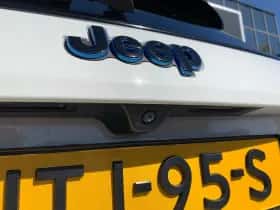 Jeep Compass (2024) thumbnail 42