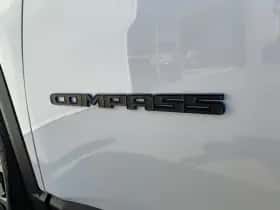 Jeep Compass (2024) thumbnail 44