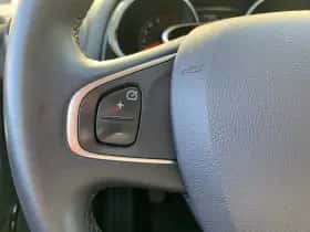 Renault Clio (2019) thumbnail 12