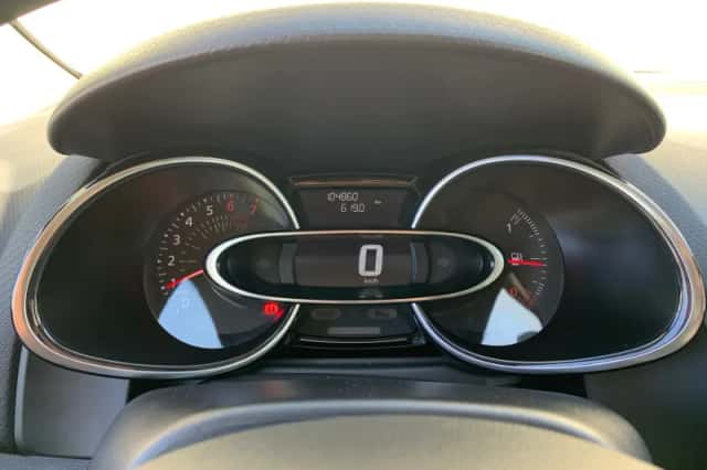 Renault Clio (2019) thumbnail 16