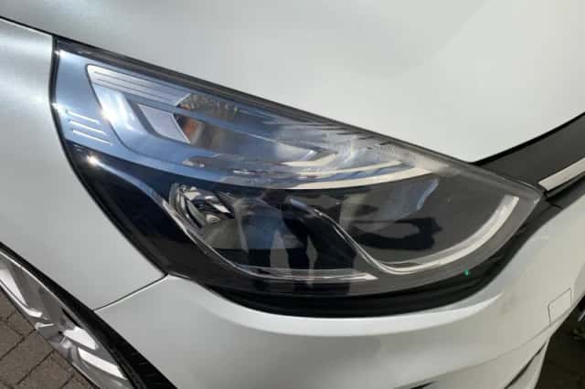 Renault Clio (2019) thumbnail 31