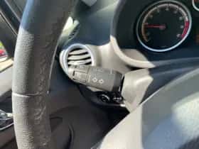 Opel Corsa (2014) thumbnail 11