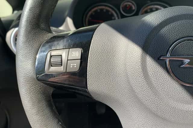 Opel Corsa (2014) thumbnail 12