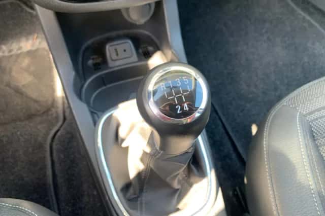 Opel Corsa (2014) thumbnail 24