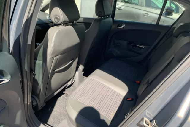 Opel Corsa (2014) thumbnail 27