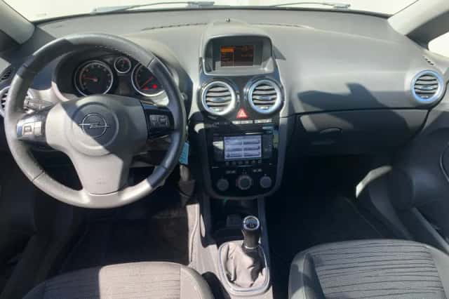 Opel Corsa (2014) thumbnail 28