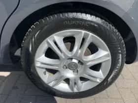 Opel Corsa (2014) thumbnail 37
