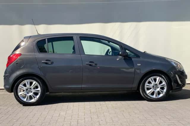 Opel Corsa (2014) thumbnail 6