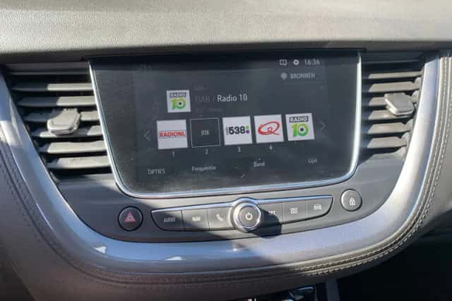 Opel Grandland X (2020) thumbnail 18