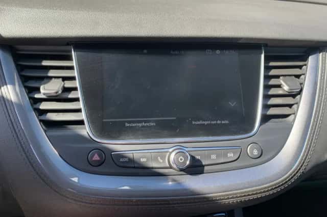 Opel Grandland X (2020) thumbnail 22