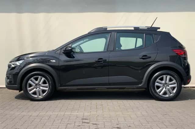 Dacia Sandero Stepway (2021) thumbnail 4