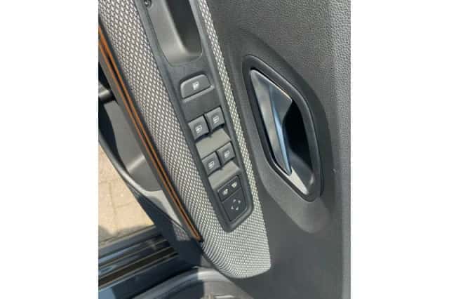 Dacia Sandero Stepway (2021) thumbnail 9